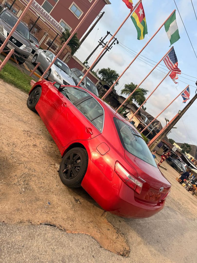 Toyota Camry LE 2007 July 2026 Entry